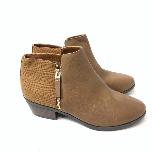 Call It Spring Brown Bootie Size 9 - Picture 2 of 7